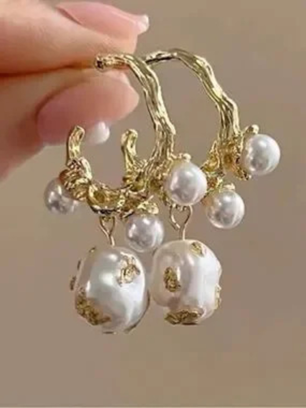 Eclat de Perle Baroque Earrings